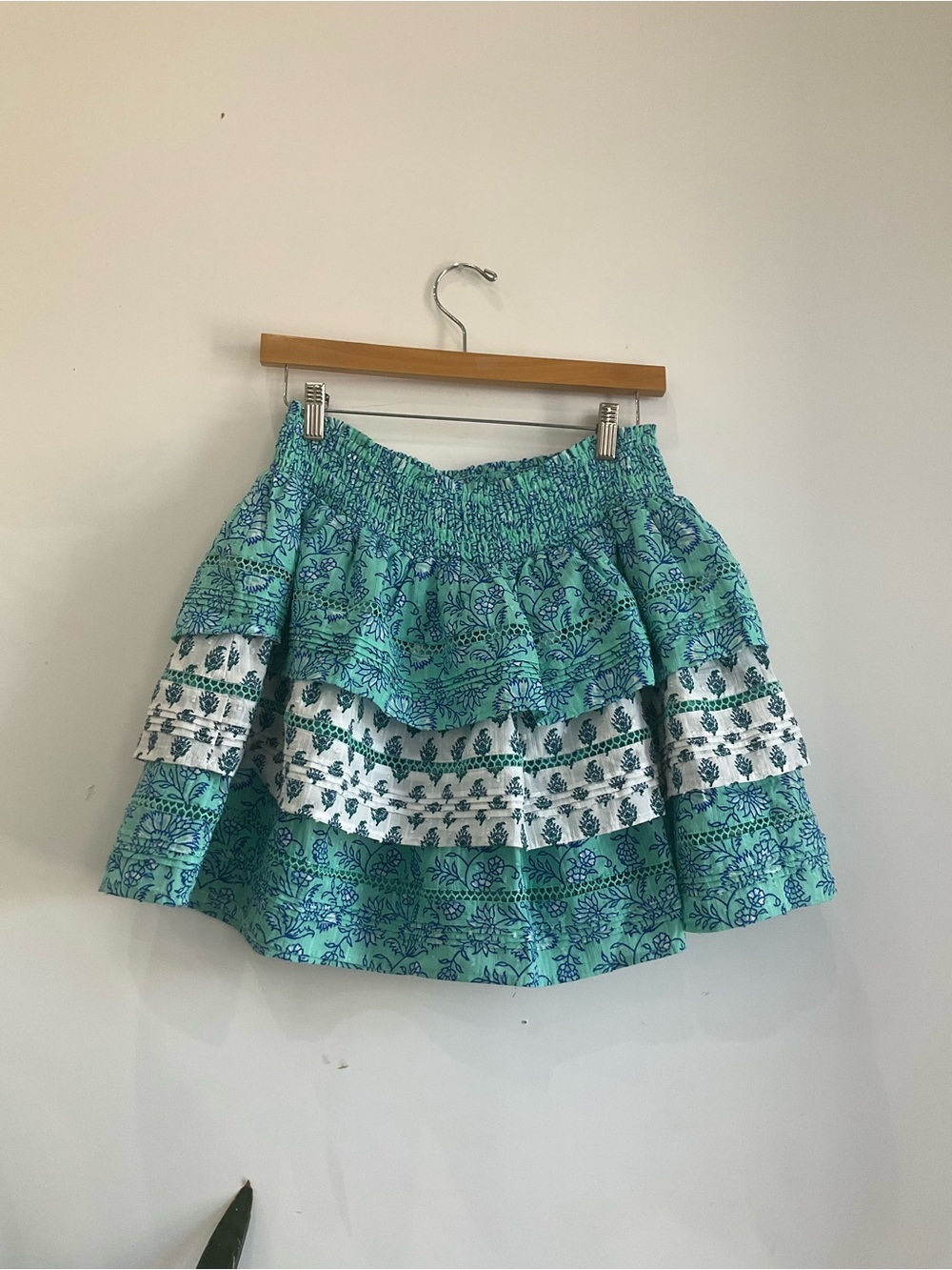 Roller Rabbit Turquoise and White Printed Tiered Skirt